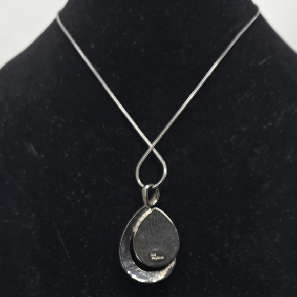 Lia Sophia Wmns Gunmetal Necklace Tear Drop Pendant Opalesent Mohave Blue Color - Picture 4 of 9